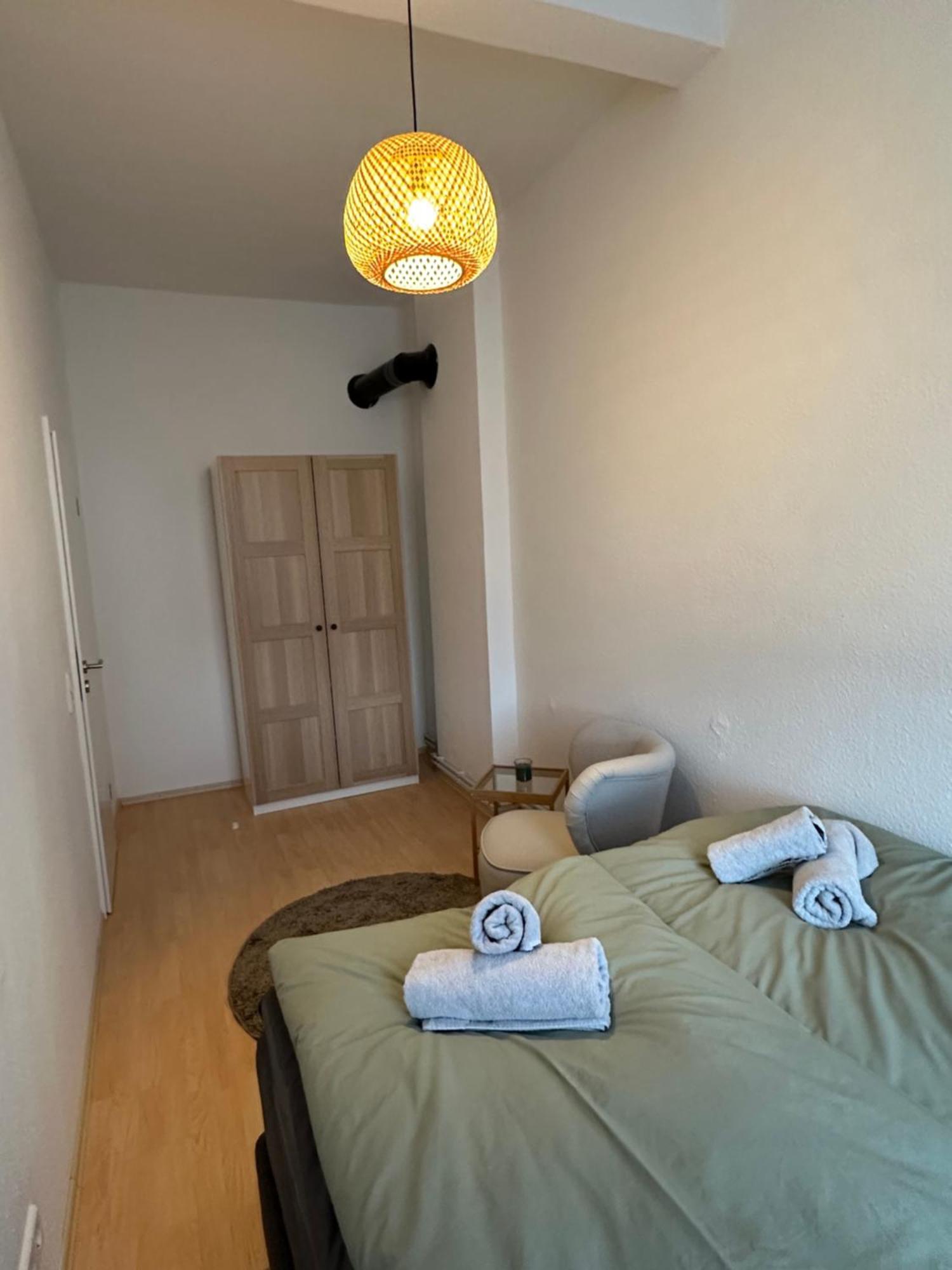 Ferienwohnung Fuer 8 Mit Balkon Erfurt Esterno foto